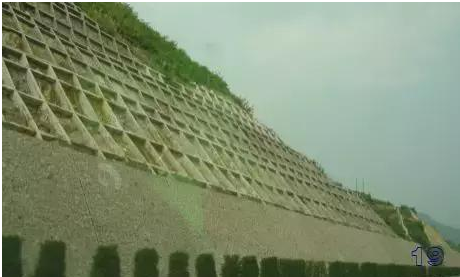 公路路基路面設(shè)計體會，滿滿的都是不能疏忽的細(xì)節(jié)！